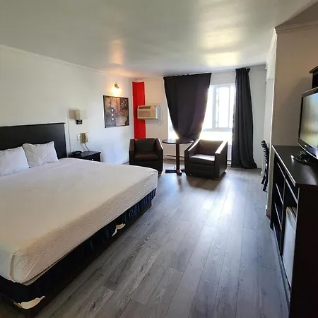 Ramada By Wyndham Laval Hotel Exterior photo