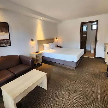 Ramada By Wyndham Laval Hotel Exterior photo