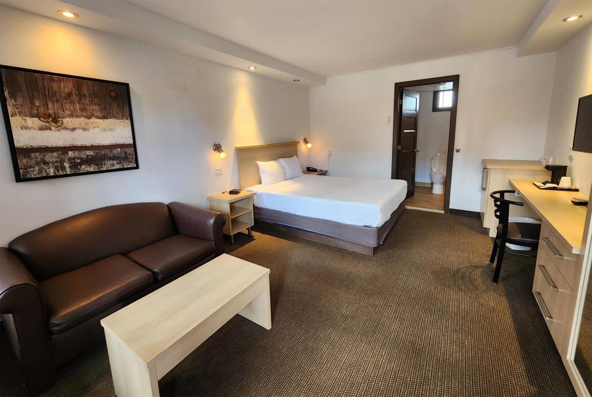 Ramada By Wyndham