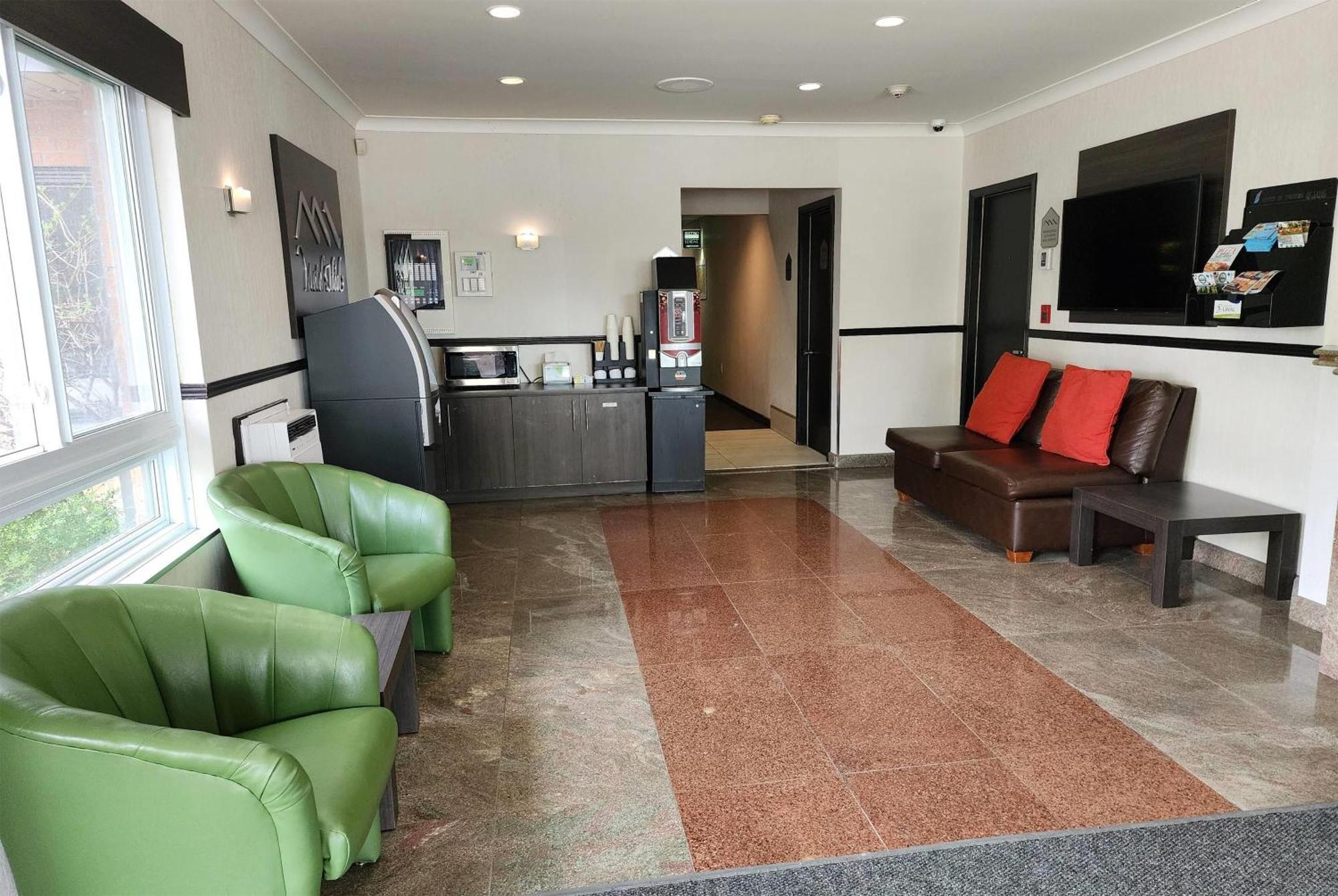 Ramada By Wyndham 3*